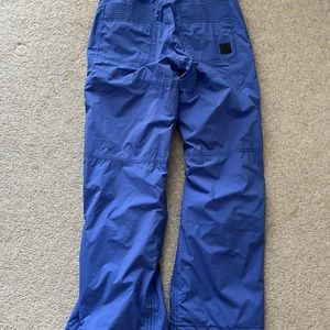These are brand new ski pants without tags.